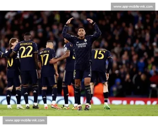 瓜迪奥拉战术绞杀齐达内：欧冠巅峰对决的博弈艺术